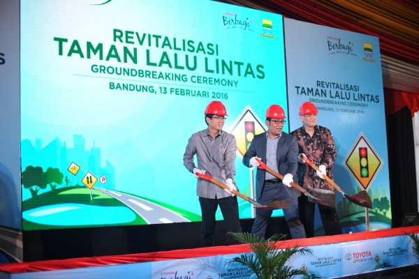 prosesi ground breaking