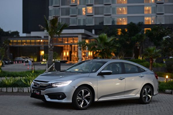 sedan-civiv
